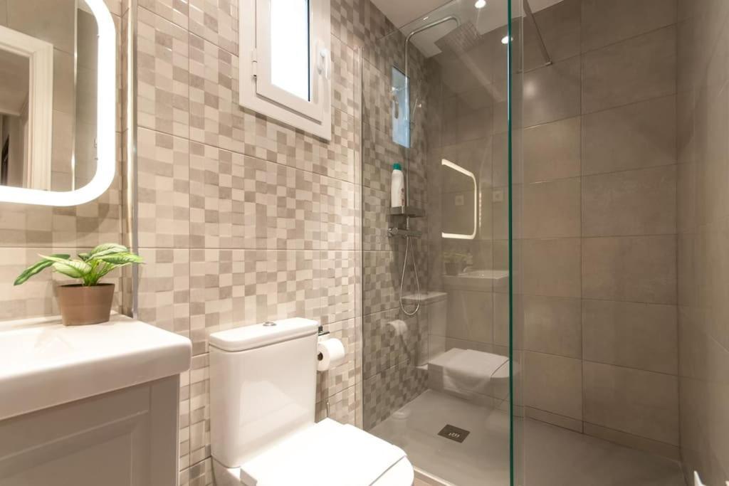 Charm And Privacy In Gothic Quarter - By Myrentalhost Barcelone